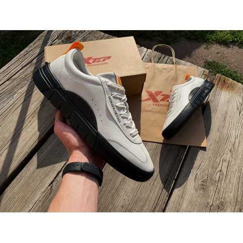 Мужские оригинальные кроссовки кеды Xtep Skateboarding Shoes белые