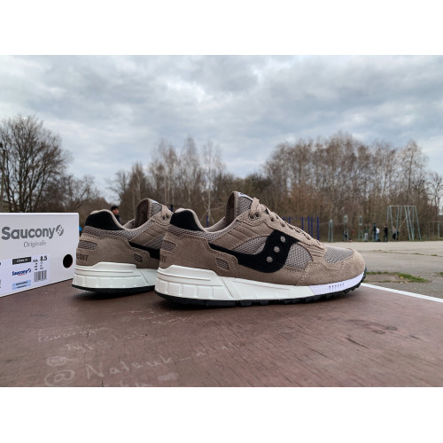 Мужские кроссовки Saucony Shadow 5000 70404-43s Tan/White бежевые Оригинал