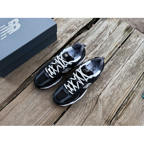  Кроссовки New Balance 530 MR530CС черные