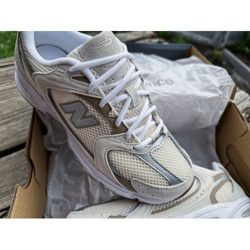 Кроссовки New Balance 530 MR530GB бежевые