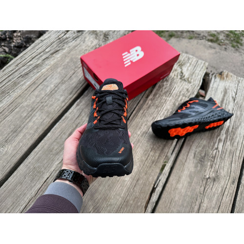 Мужские кроссовки  New Balance Fresh Foam Garoé MTGARORB черные