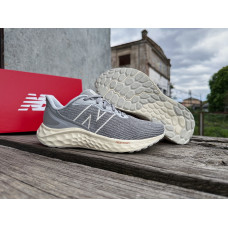 Женские кроссовки New Balance Arishi v4 WARISAG4 серые 