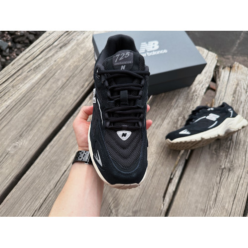  Кроссовки New Balance 725 ML725BB черные