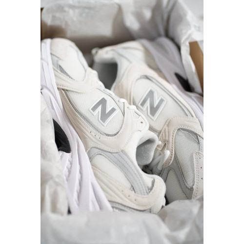  Кроссовки New Balance 530 MR530CE бежевые 