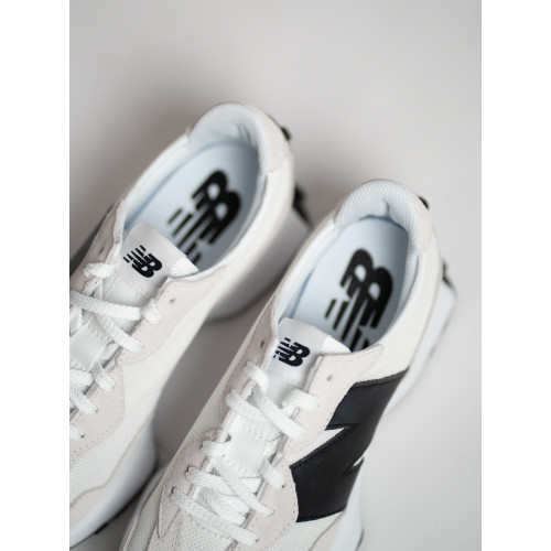  Кроссовки  New Balance 327 MS327CWB White Black белые с черным