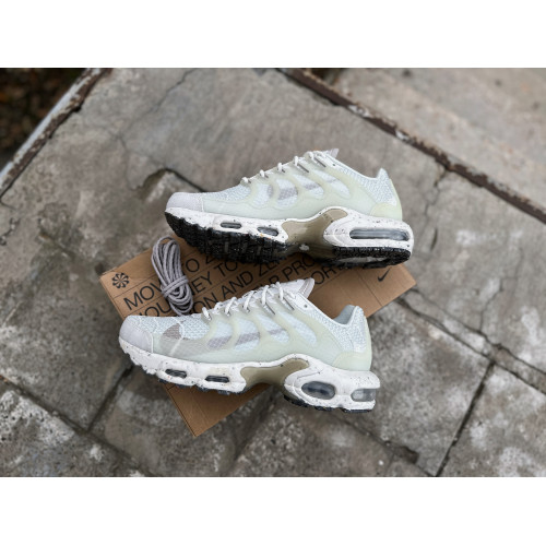 Мужские  кроссовки Nike Air Max Terrascape DN4590-100 Summit White Photon Dust Light Iron Ore белые 