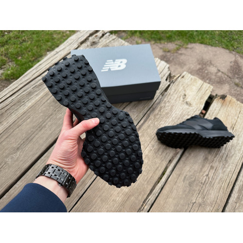 Мужские кроссовки  New Balance 327 MS327CTB черные